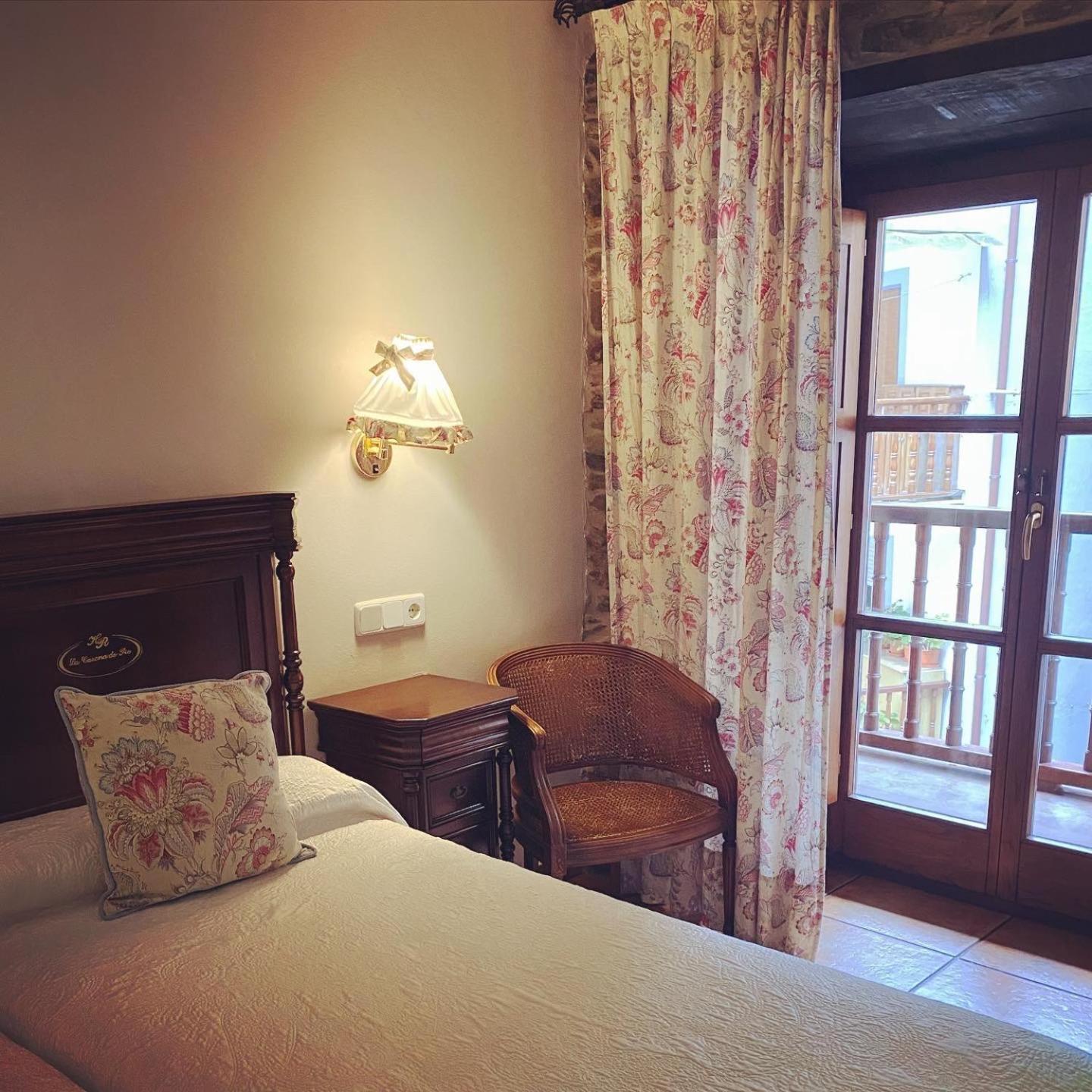 Hotel La Casona De Pio à Cudillero Extérieur photo