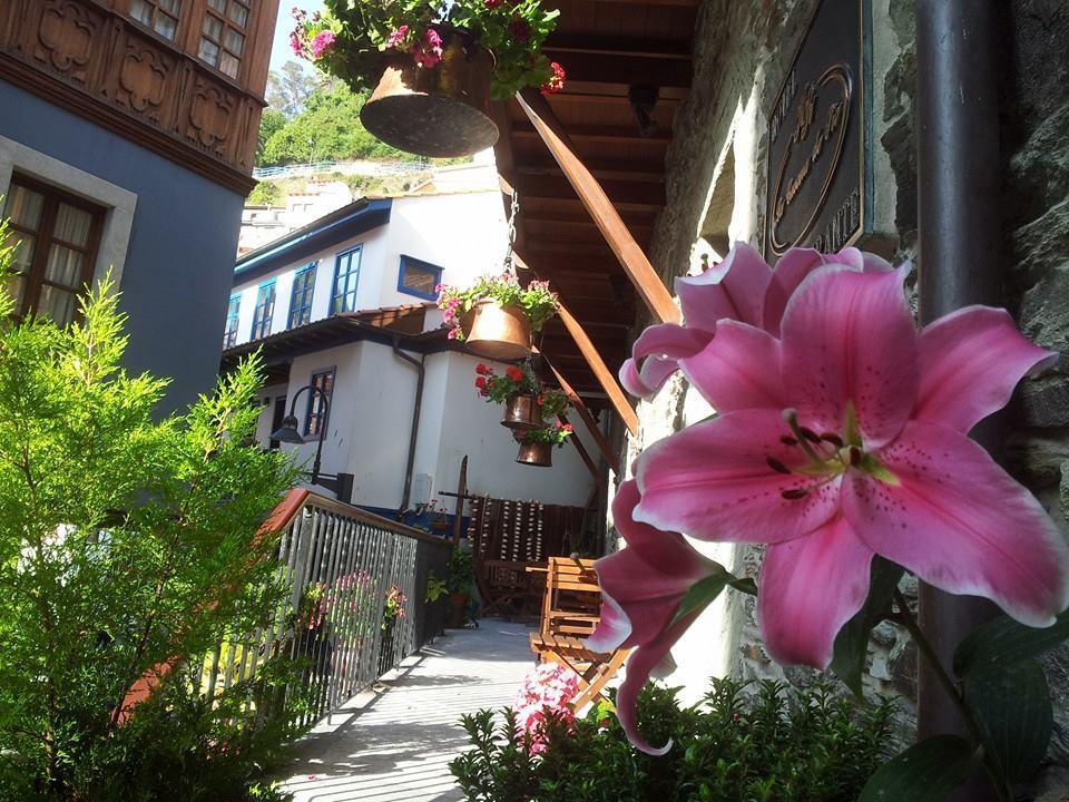 Hotel La Casona De Pio à Cudillero Extérieur photo