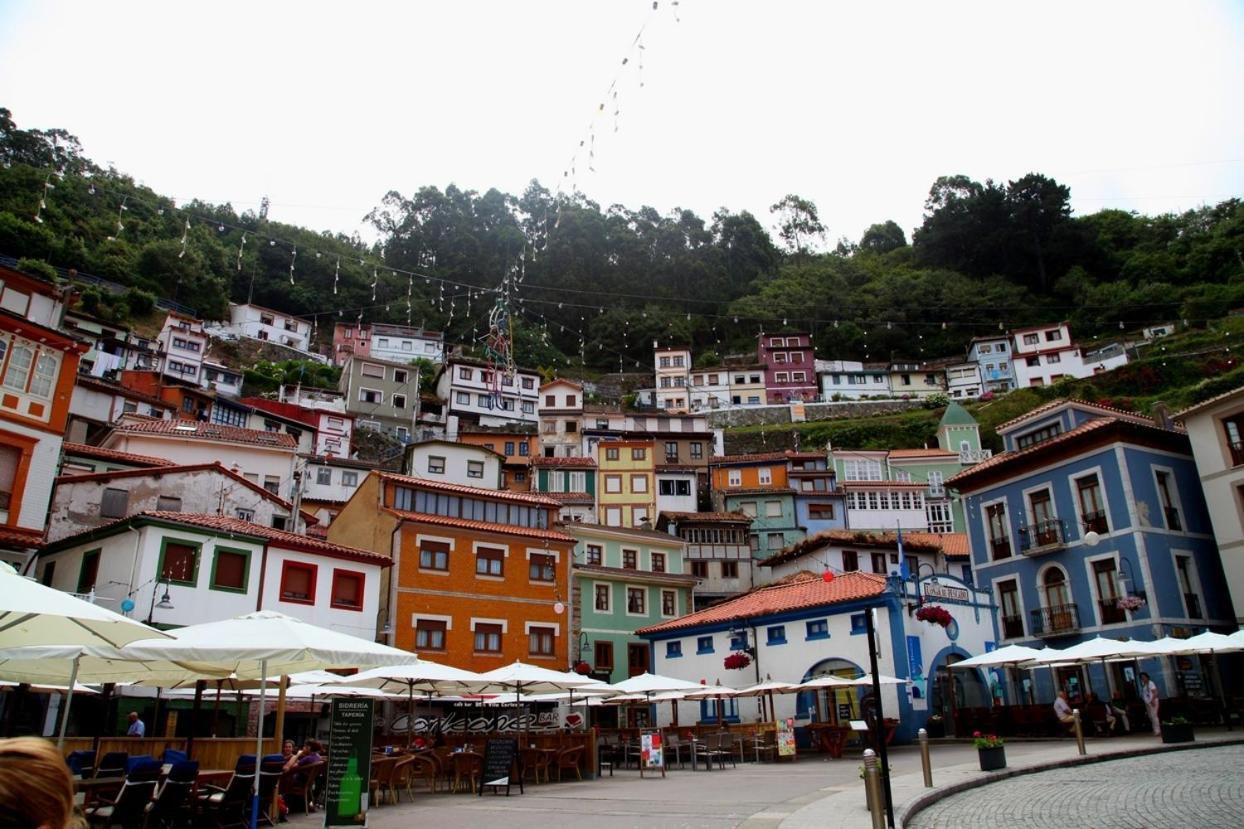 Hotel La Casona De Pio à Cudillero Extérieur photo